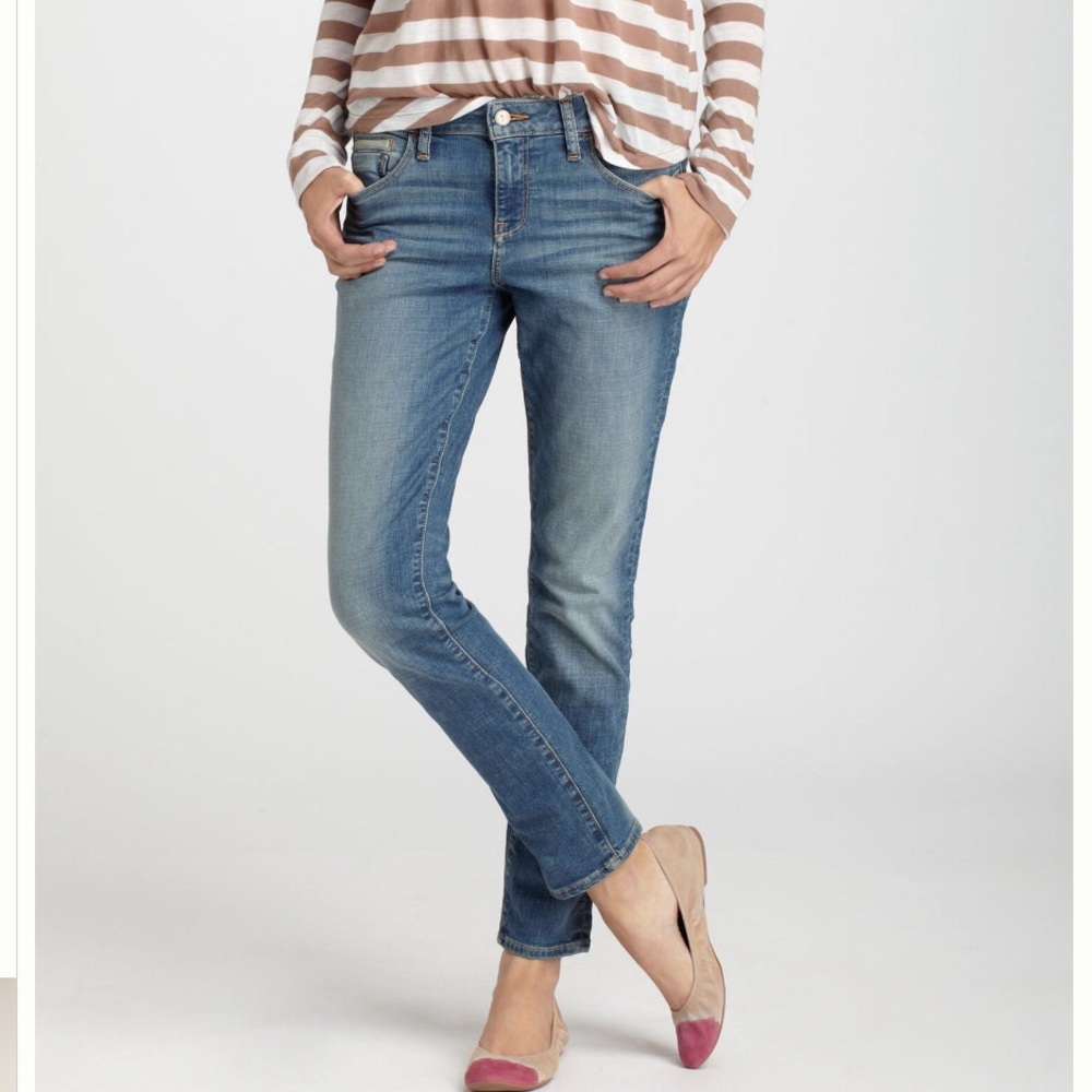 🌿 NWT Pilcro Slim Ankle Jeans